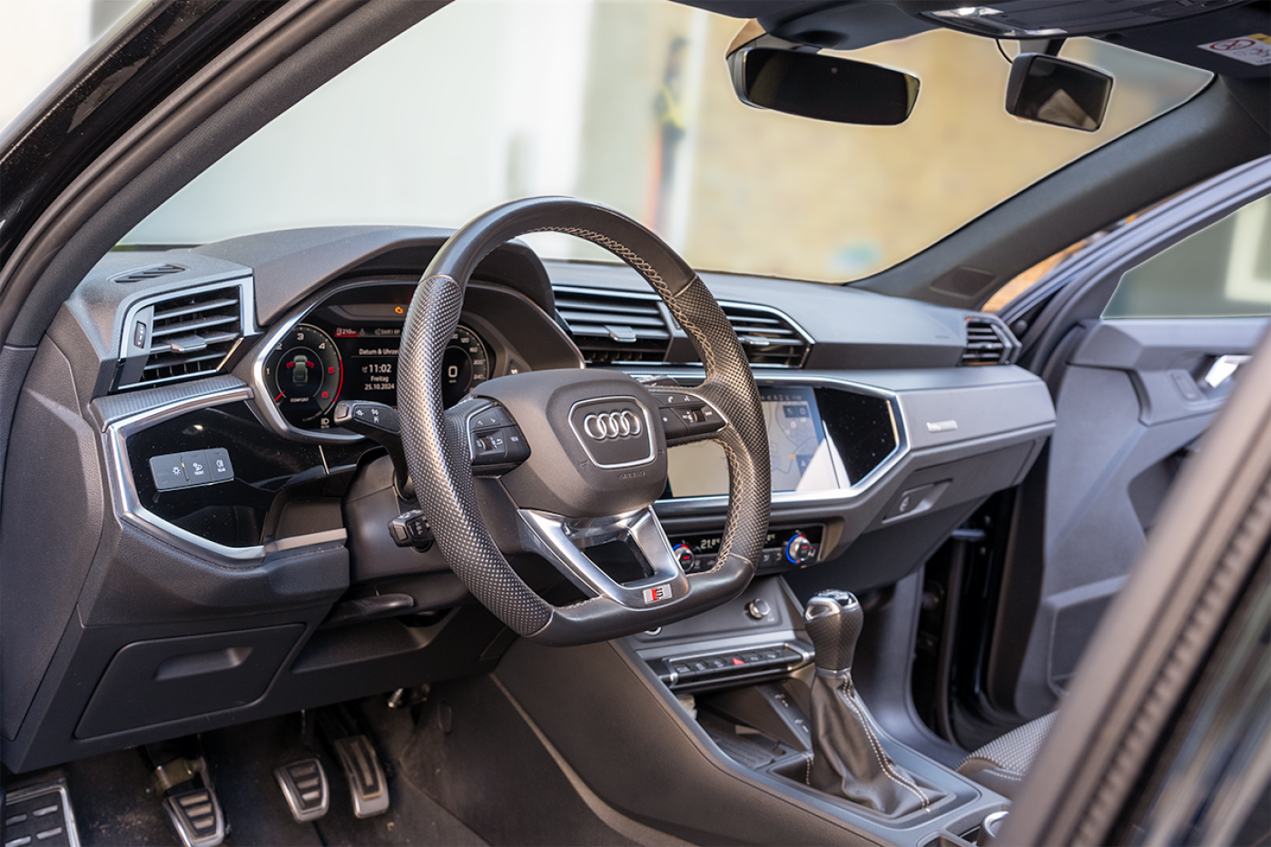 audi-q3-2024-cockpit-100-0c38655b Audi Q3 Sportsback